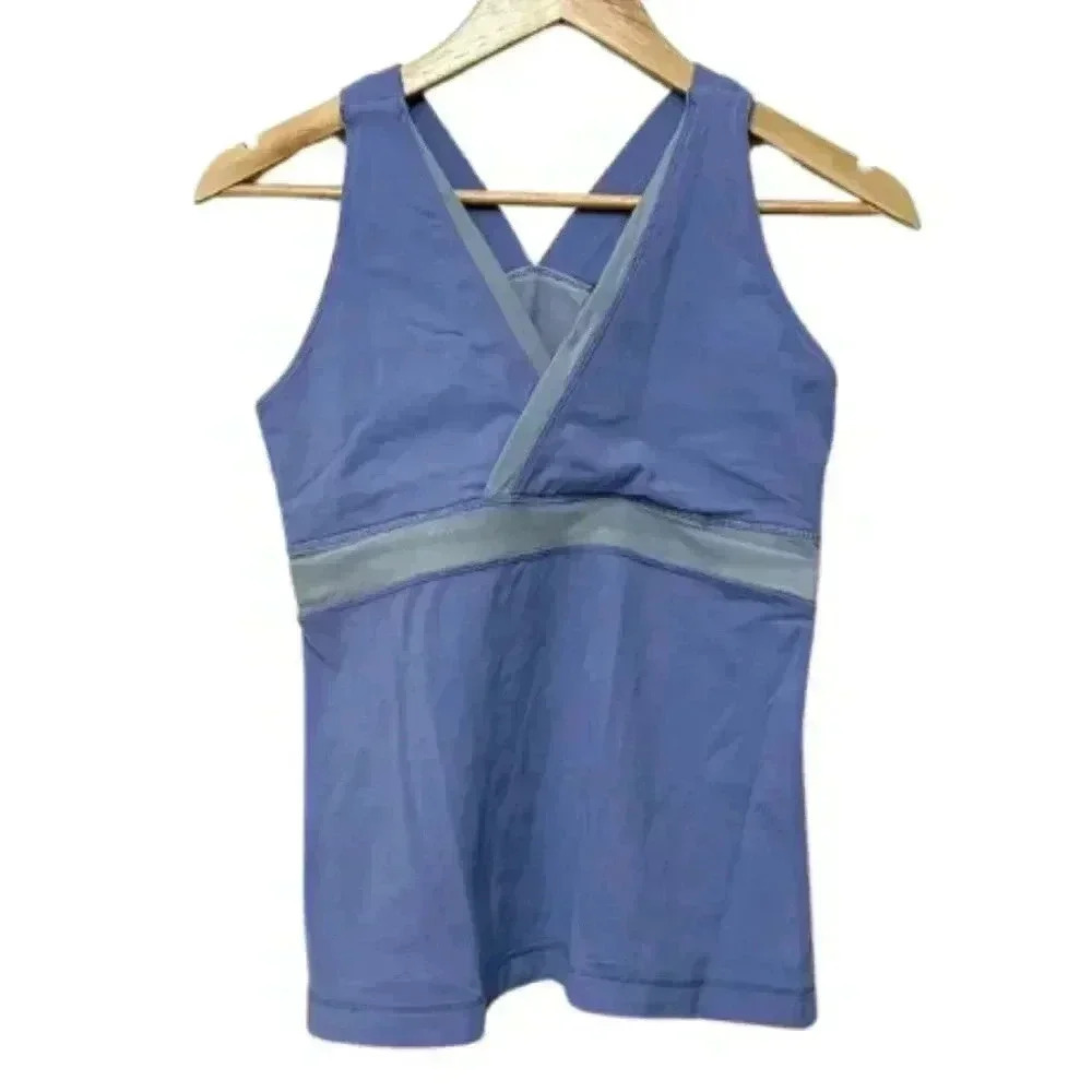 Lululemon  V-Neck Athletic Bra Fitted Tank Top Purple Women's Small
